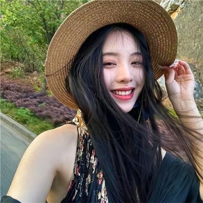 桃花含露又春风