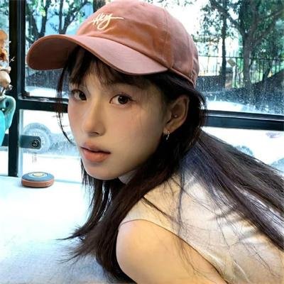 抓着彩虹的男人